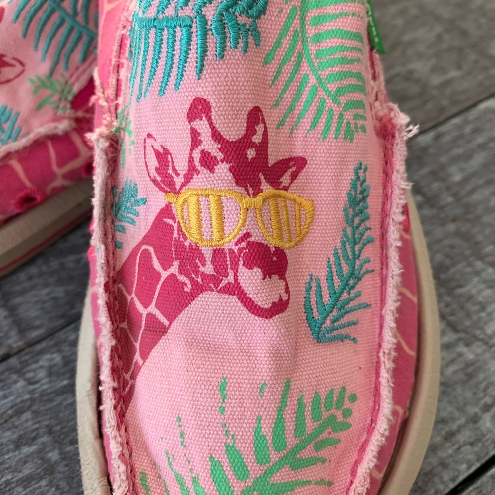 Sanuk Girls Sidewalk Surfer Giraffe Print - Picture 2 of 15